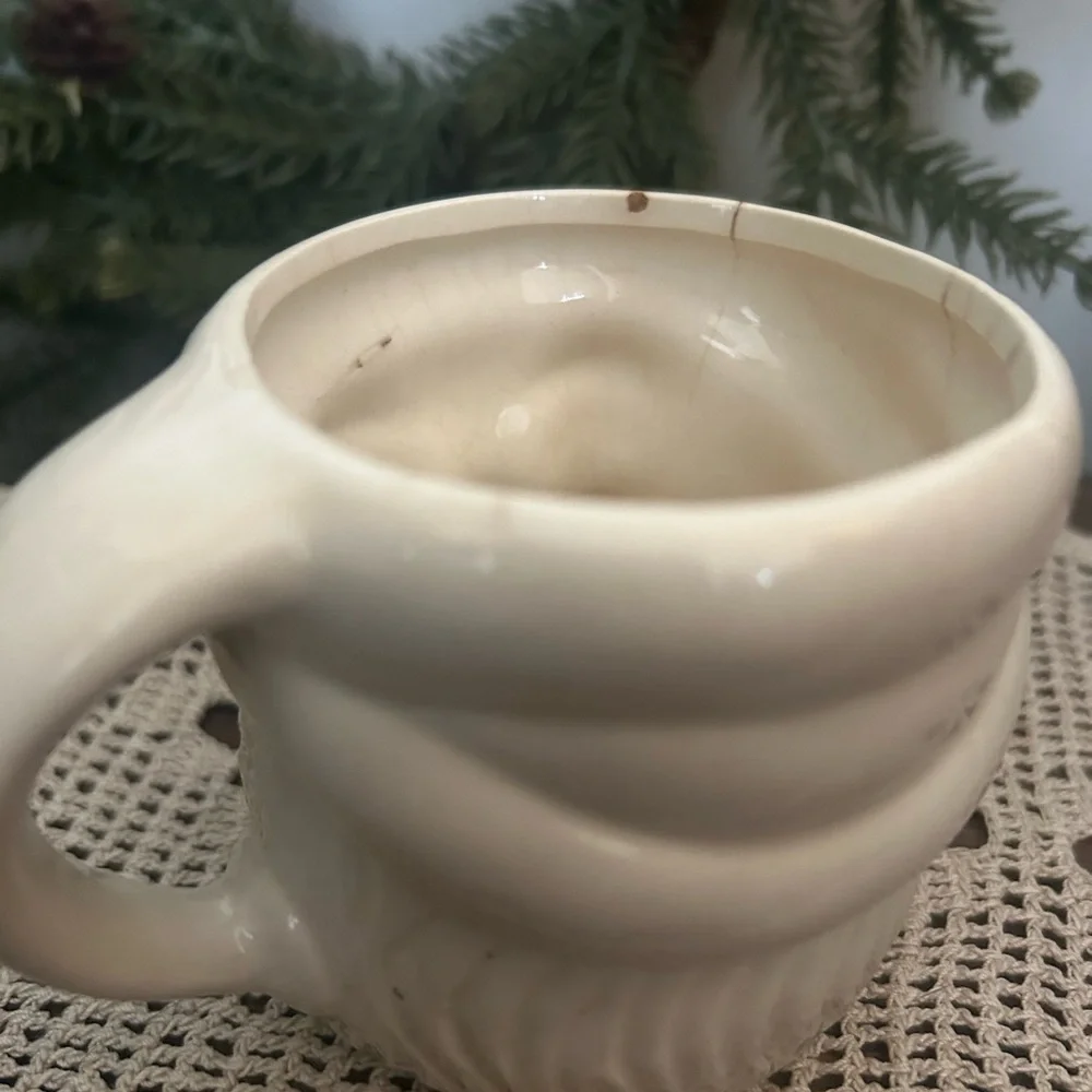 Vintage Santa Mug - Picture 5 of 8